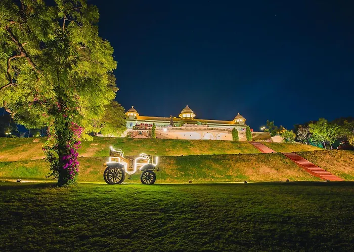 The Lalit Laxmi Vilas Palace